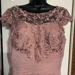 Azazie Dusty Rose Mother of Bride Dress Lace Maxi 39 33 39 New w tags Gorgeous